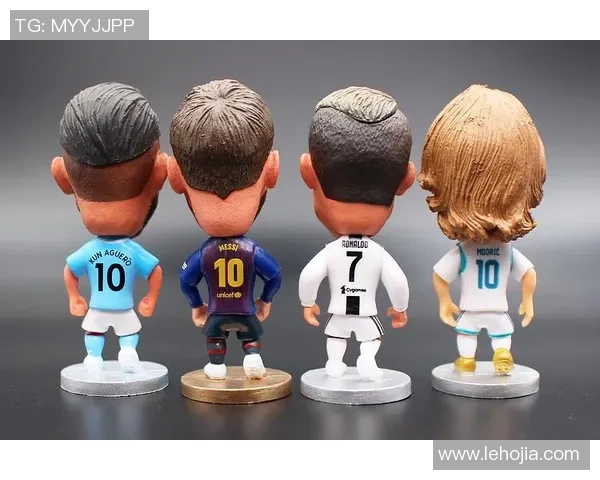 足球明星手办授权店里探秘球迷心中的珍藏与热爱之地 足球明星手办授权店里探秘球迷心中的珍藏与热爱之地